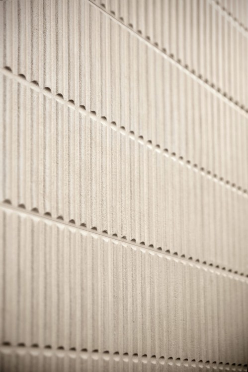 HOMEY_STRIPES_WHITE_MAT_STR.jpg