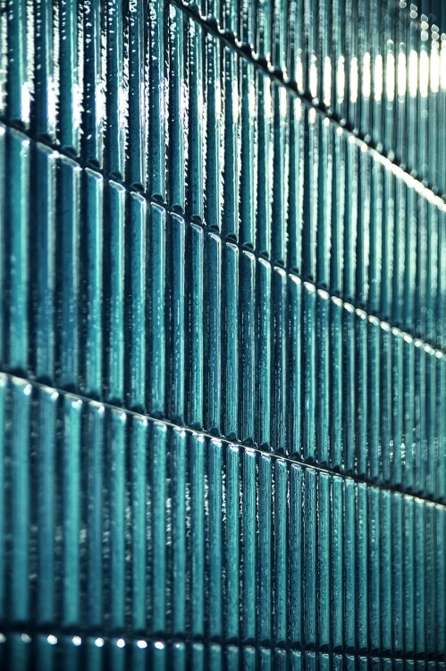 HOMEY_STRIPES_BLUE_GLOSSY_STR.jpg